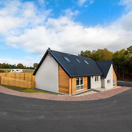 Oakwood Villa Aviemore Exterior photo